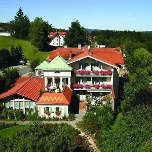 3* Hotel Feriengut Waldblick